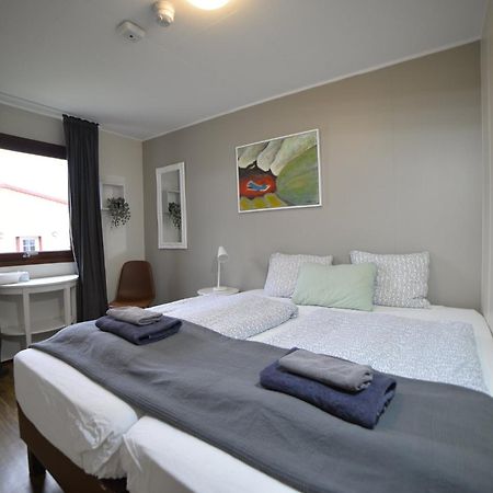 Klausturhof Guesthouse Киркьюбайярклёйстюр Экстерьер фото