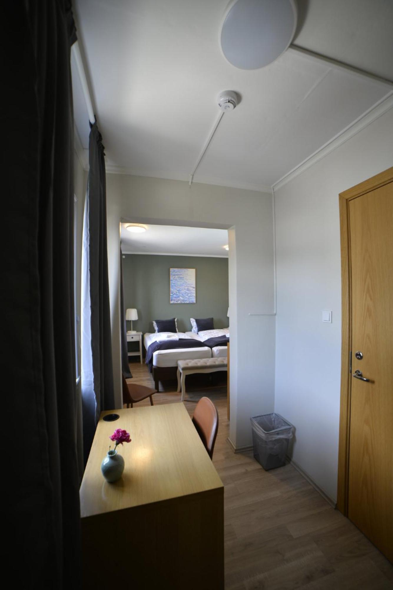 Klausturhof Guesthouse Киркьюбайярклёйстюр Экстерьер фото