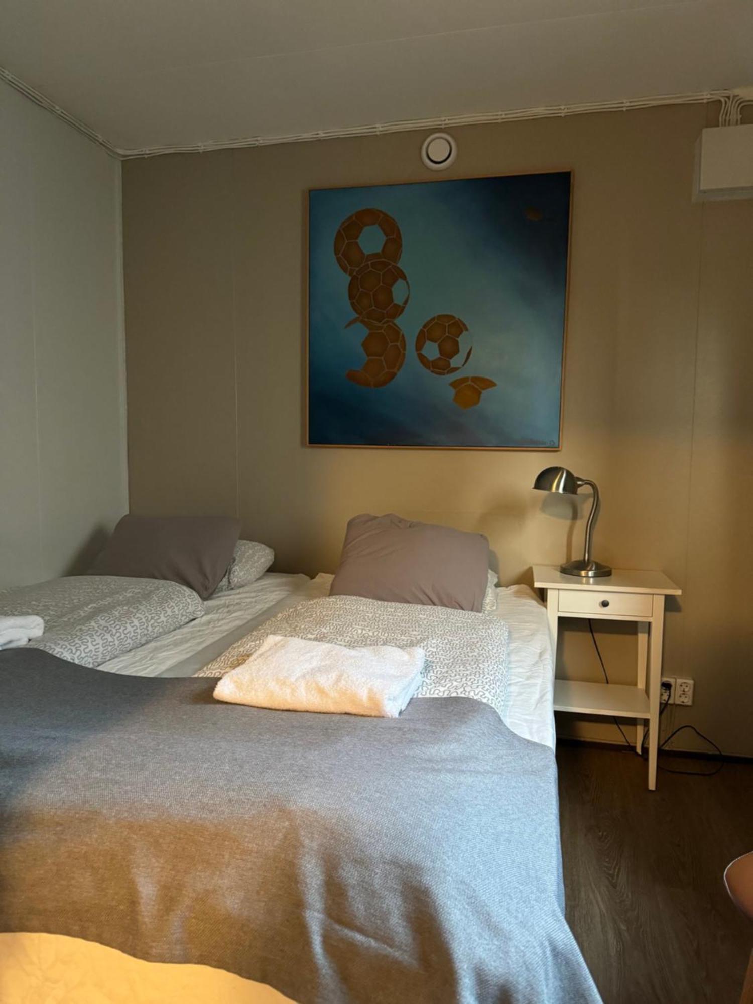 Klausturhof Guesthouse Киркьюбайярклёйстюр Экстерьер фото
